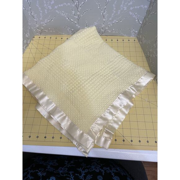 Kidgets Baby Blanket Heaven Sent Bear Baptism Yellow Waffle Thermal Satin Edge - Picture 5 of 9